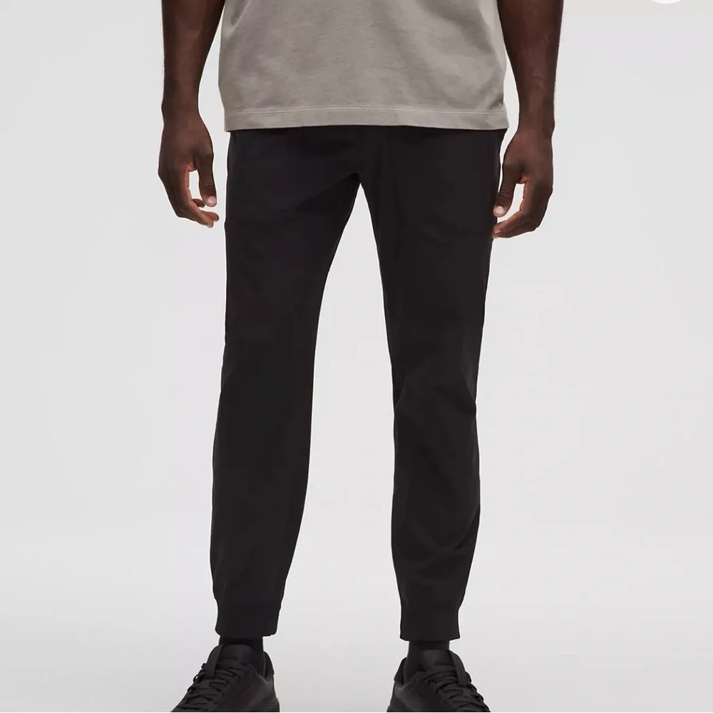 LULULEMON MENS’s Black ABC JOGGERS Size Small- Athleisure - Picture 1 of 8
